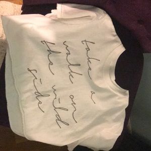 No stains,rips,smoke,or bugs,new condition.